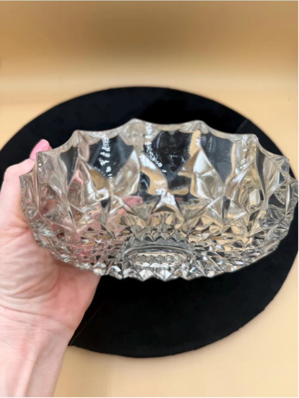 Vintage Clear Pressed Glass Serving Bowl Starburst Diamond Scalloped Rim 7.5&quo